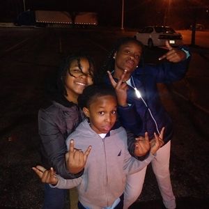 Meet your Posher, Brandon